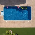 Villa Dene Hollow *