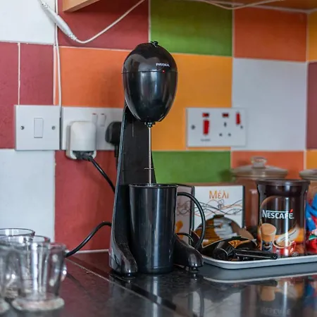 Dene Hollow Vilă Voroklini