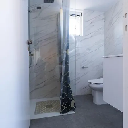 Dene Hollow Voroklini