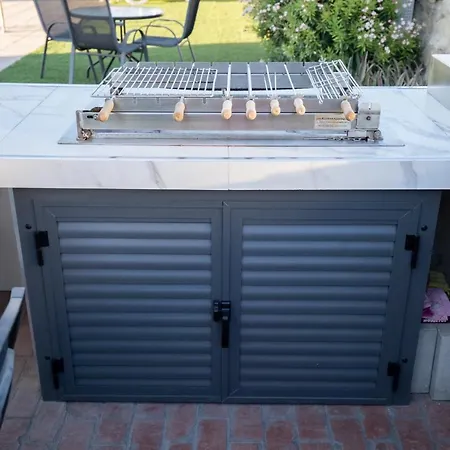 Dene Hollow Vilă Voroklini