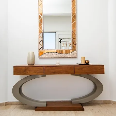 Dene Hollow Villa Voróklini