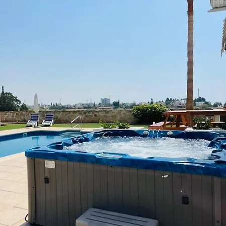 Villa Dene Hollow Voróklini