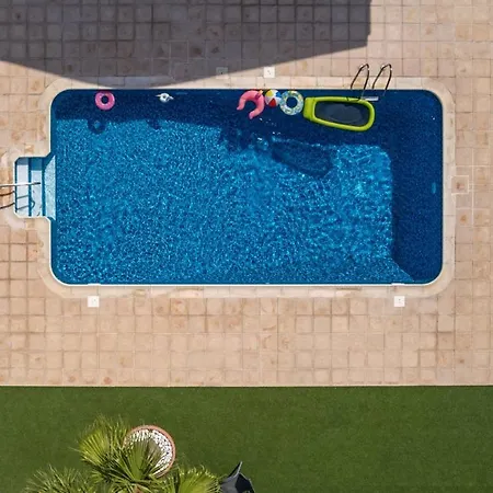 Βίλα Dene Hollow *