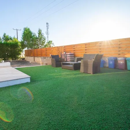 Dene Hollow Oroklini