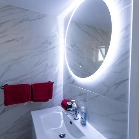 Dene Hollow Oroklini