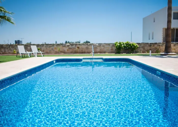 Villa Dene Hollow Voroklini